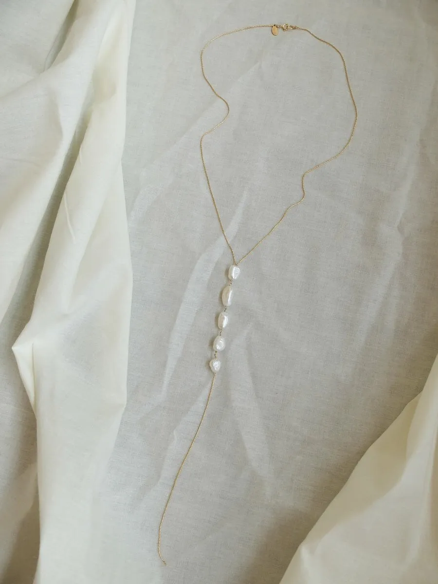 Cinq necklace