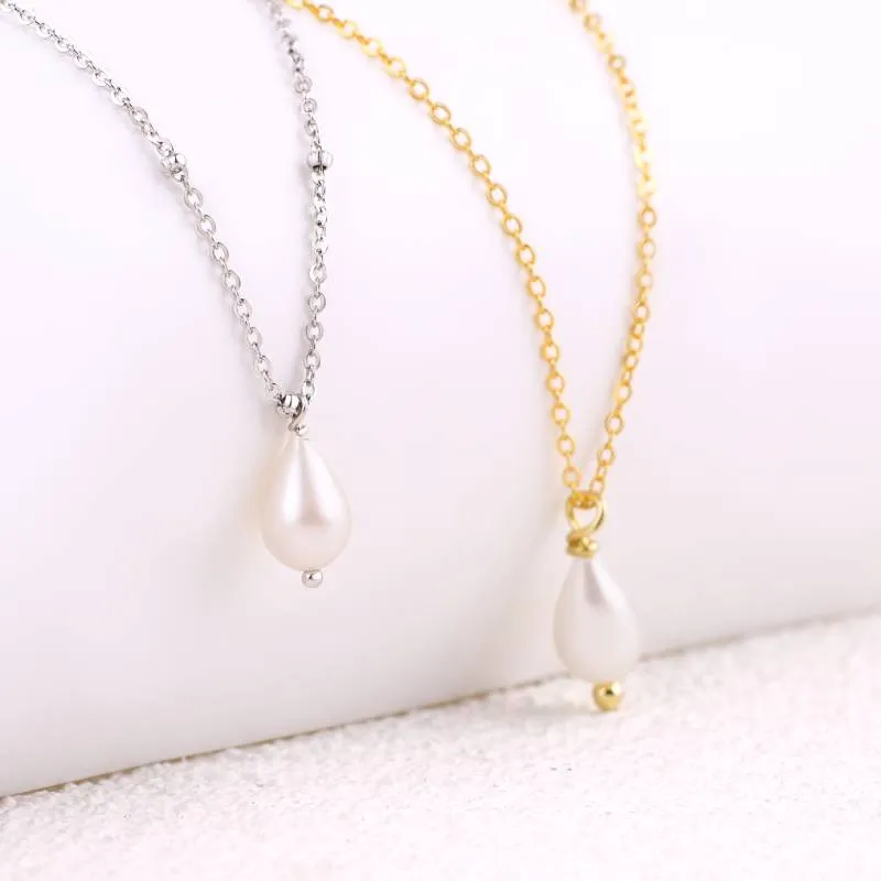 Dainty Pearl Drop Necklace