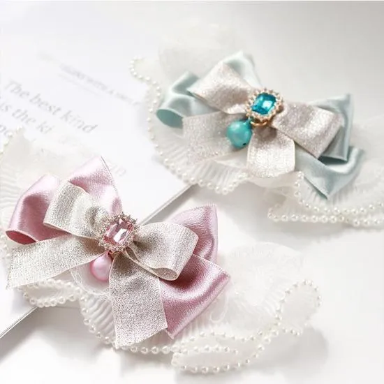 Elegant Collar Bow