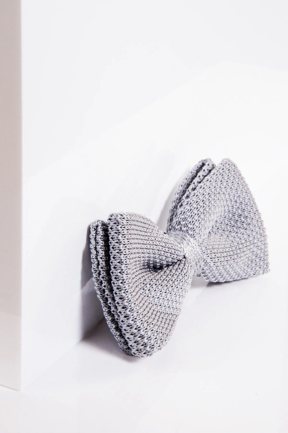 KB - Knitted Double Layer Bow Tie In Silver Grey