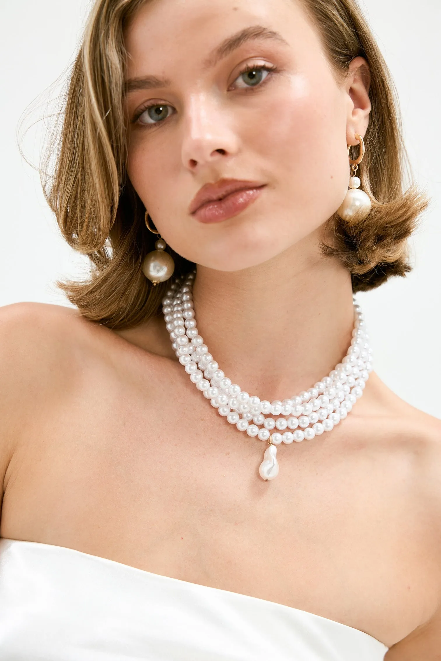 Malia Necklace - Pearl