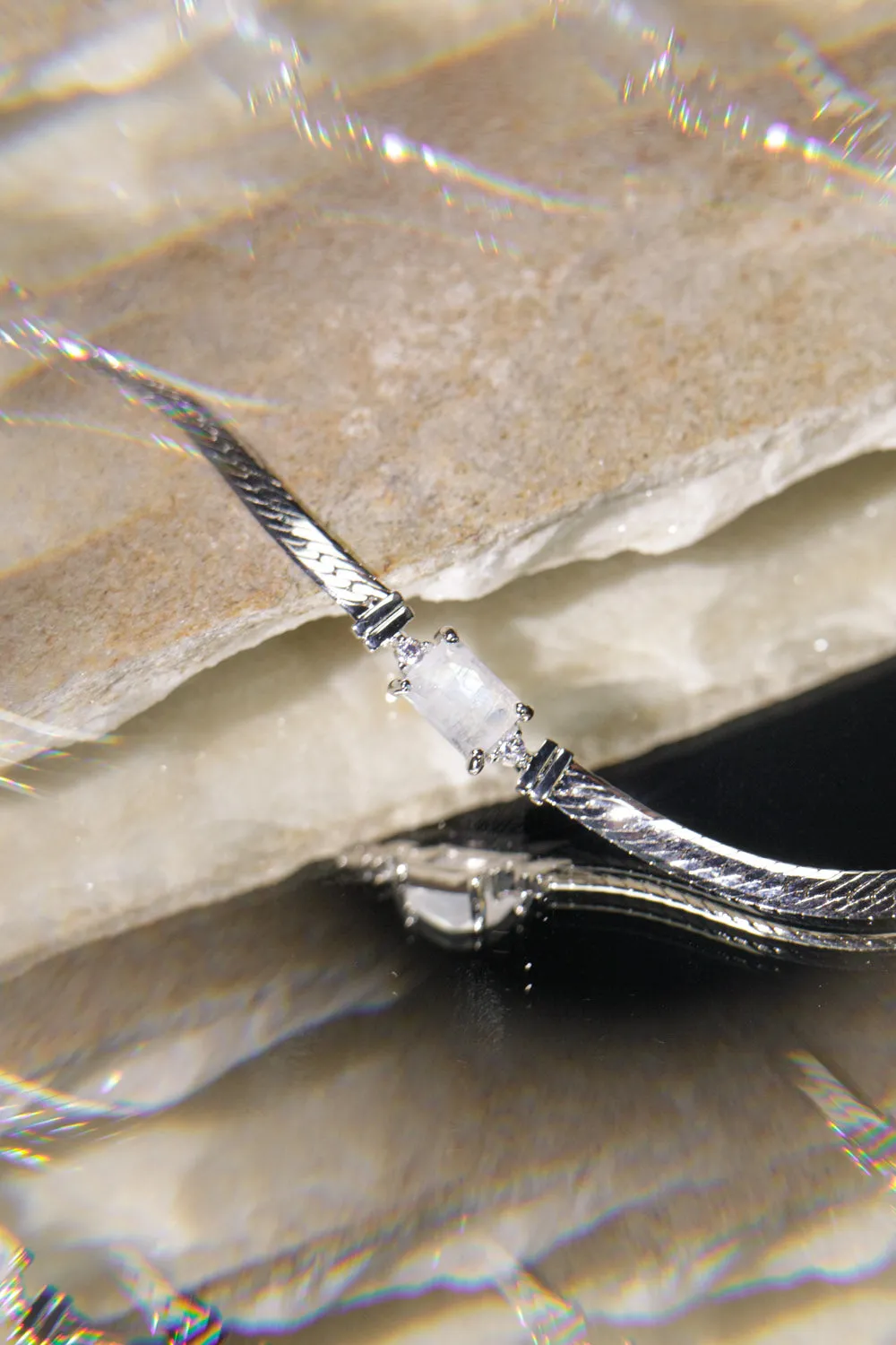 Moonstone Intuition Choker Silver