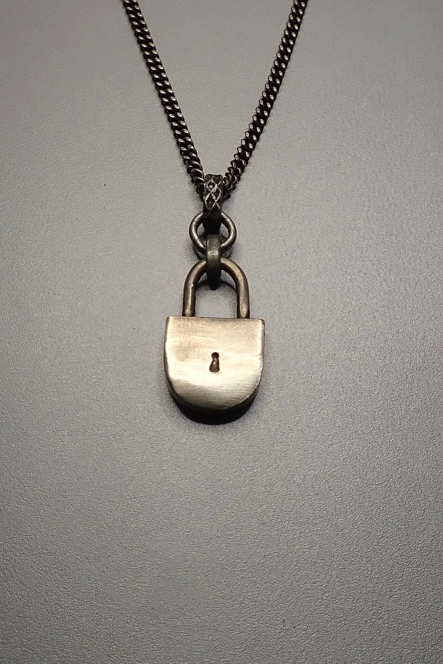 PADLOCK PENDANT -