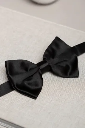 Pre-tied black silk bow tie - Made In Italy