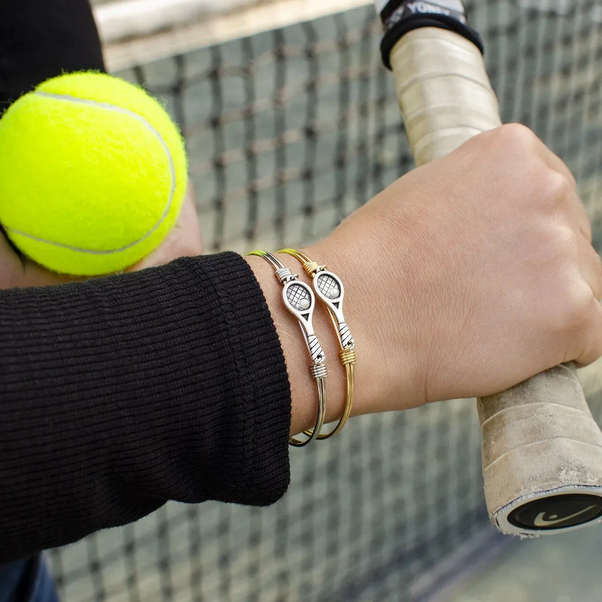 Elegant Tennis Bangle Bracelet with Sparkling Gems