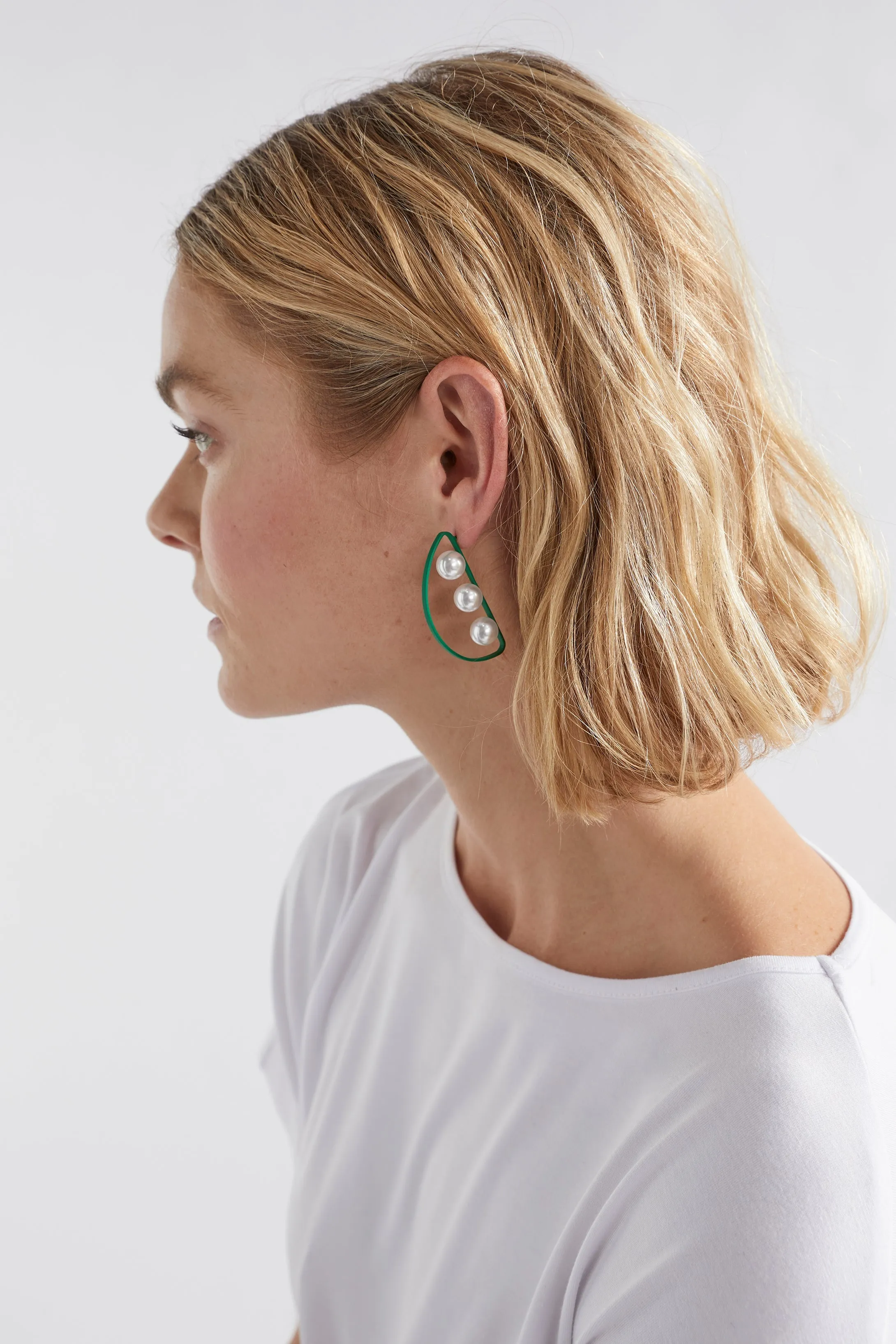 Vekk Drop Earring